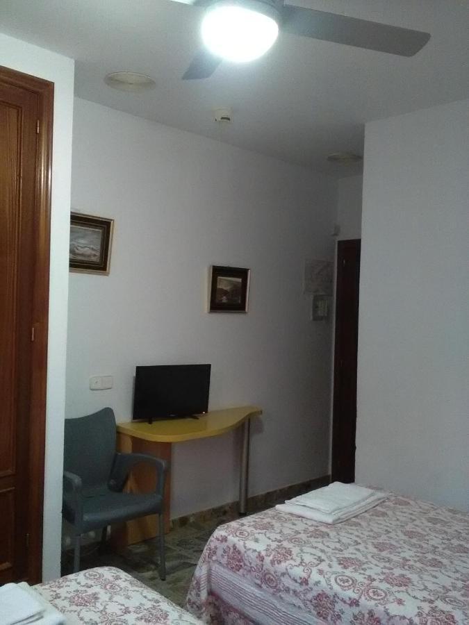 Hostal Restaurante El Cazador Nuévalos Εξωτερικό φωτογραφία
