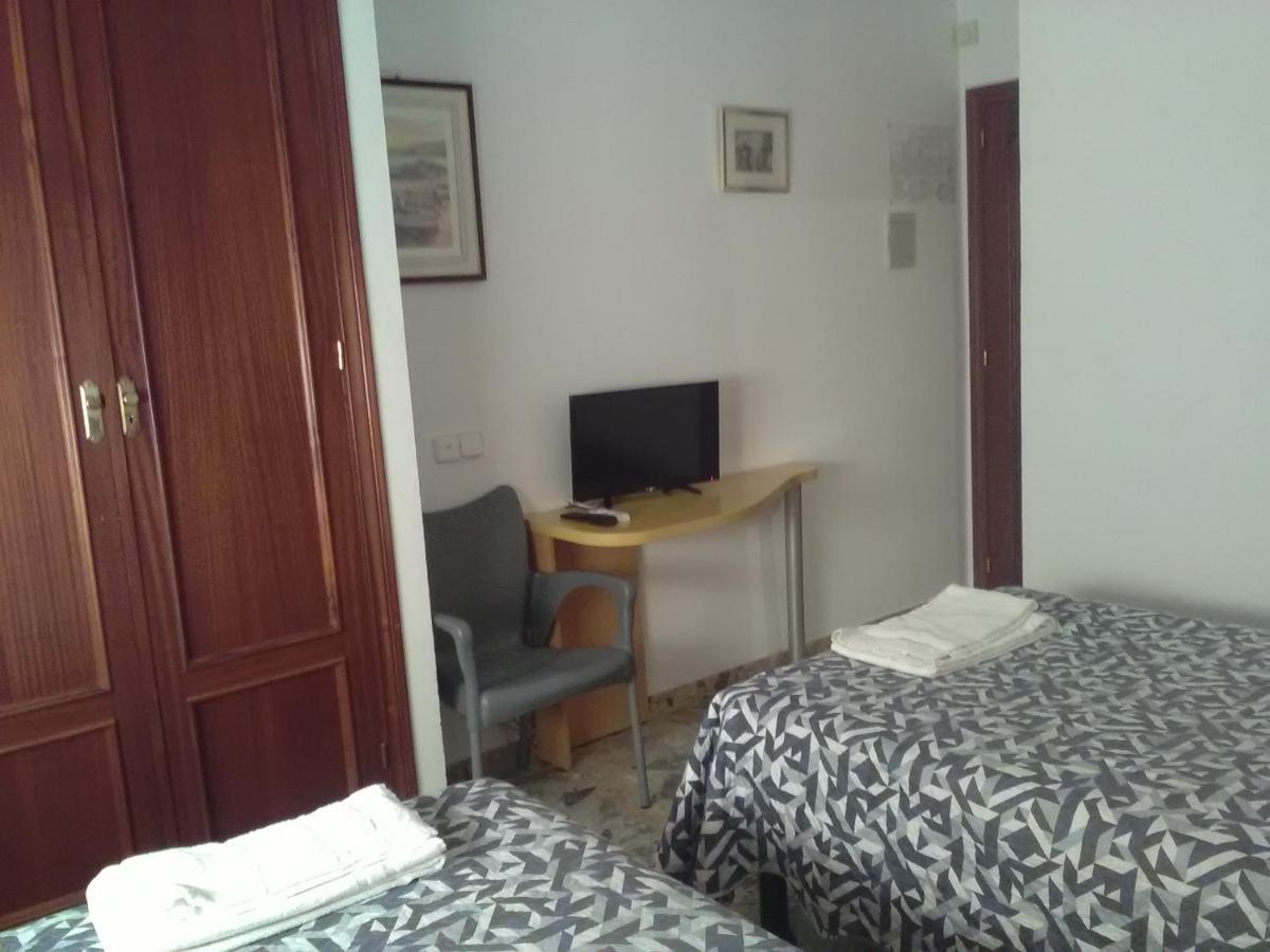 Hostal Restaurante El Cazador Nuévalos Εξωτερικό φωτογραφία