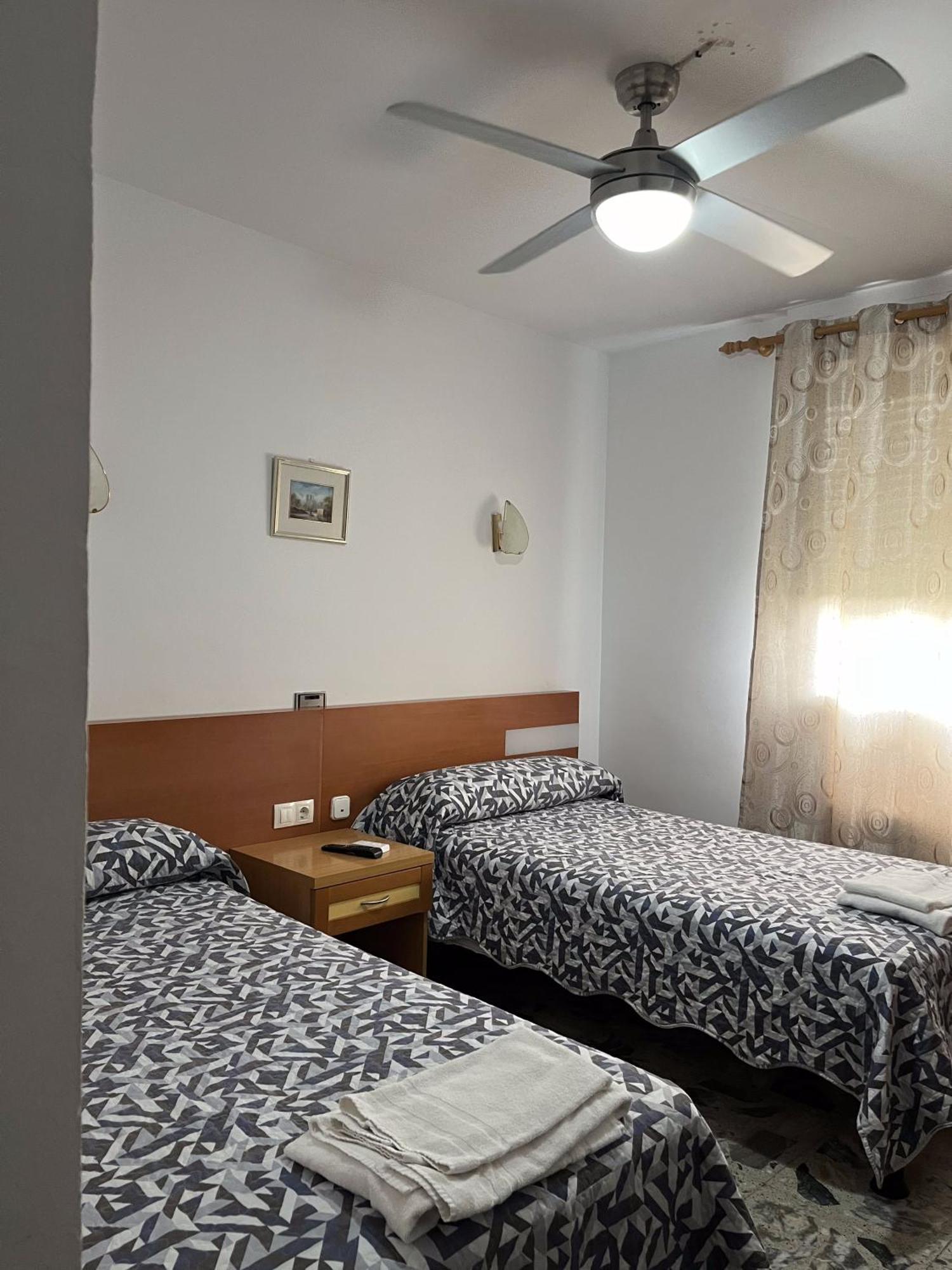 Hostal Restaurante El Cazador Nuévalos Εξωτερικό φωτογραφία